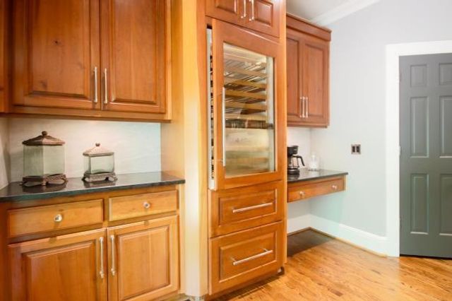 1692 N Hadaway Road NW, Kennesaw, GA 30152