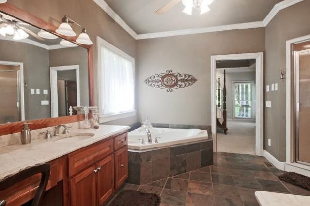 1692 N Hadaway Road NW, Kennesaw, GA 30152