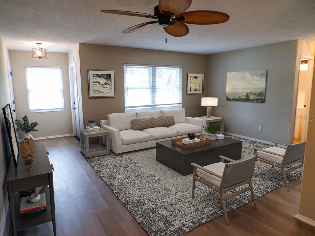 Image 11 of property listing at 1622 17TH STREET E, Bradenton, FL 34208