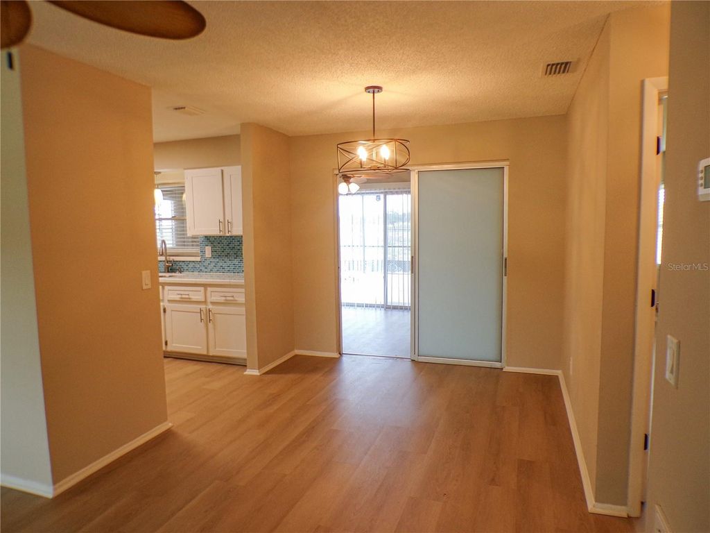 Image 14 of property listing at 1622 17TH STREET E, Bradenton, FL 34208