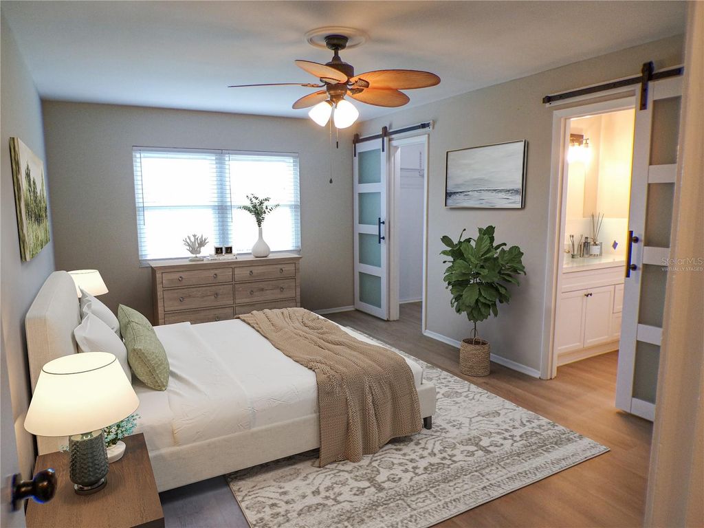 Image 19 of property listing at 1622 17TH STREET E, Bradenton, FL 34208