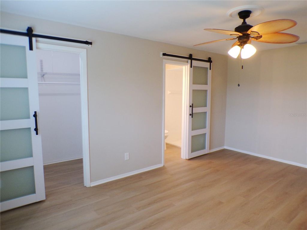 Image 21 of property listing at 1622 17TH STREET E, Bradenton, FL 34208