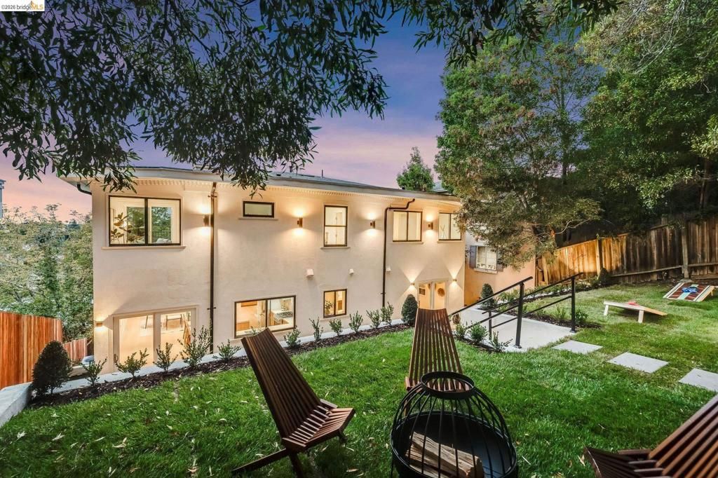 Image 2 of property listing at 4034 Balfour, Oakland, CA 94610