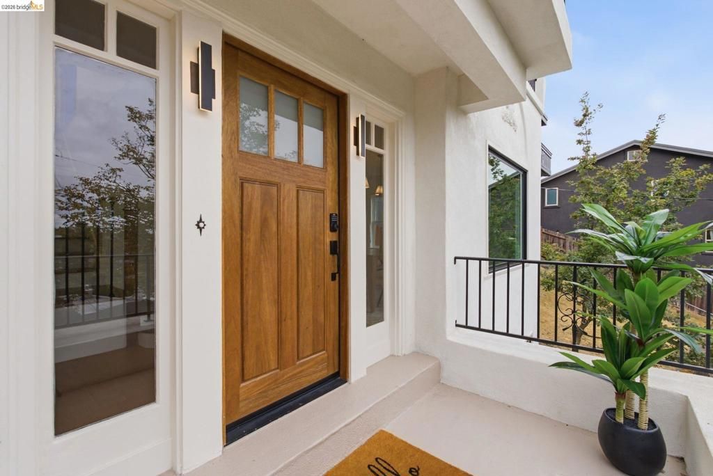 Image 3 of property listing at 4034 Balfour, Oakland, CA 94610