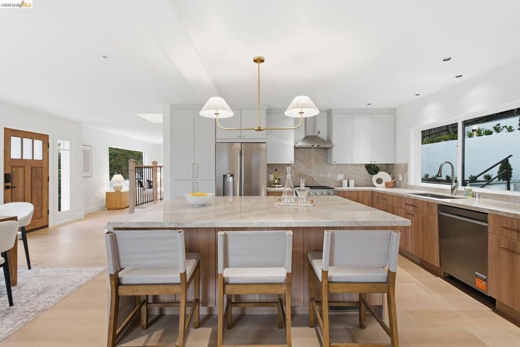 Image 9 of property listing at 4034 Balfour, Oakland, CA 94610