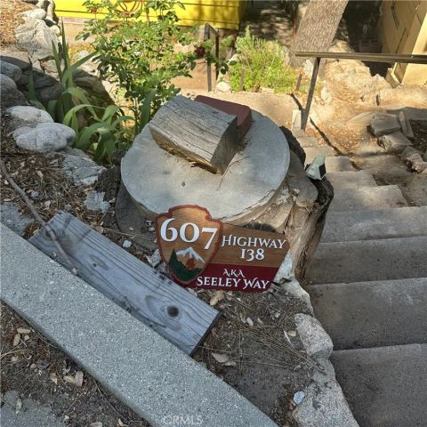 607 Seeley, Crestline, CA 92325