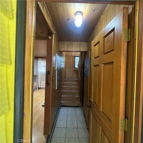 607 Seeley, Crestline, CA 92325