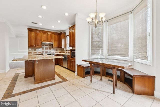 14408 TRACY SCHAR LN, Centreville, VA 20121