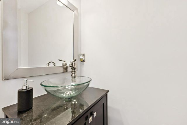 14408 TRACY SCHAR LN, Centreville, VA 20121