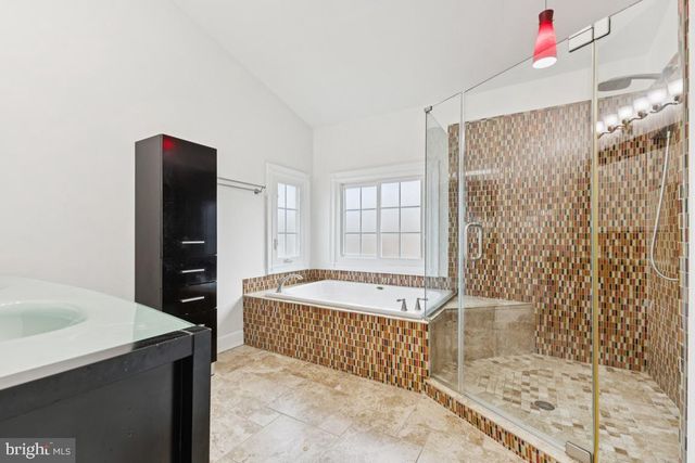 14408 TRACY SCHAR LN, Centreville, VA 20121