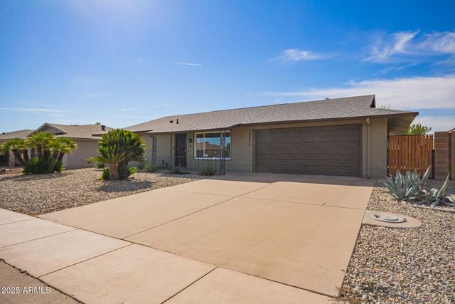13223 W BONANZA Drive, Sun City West, AZ 85375