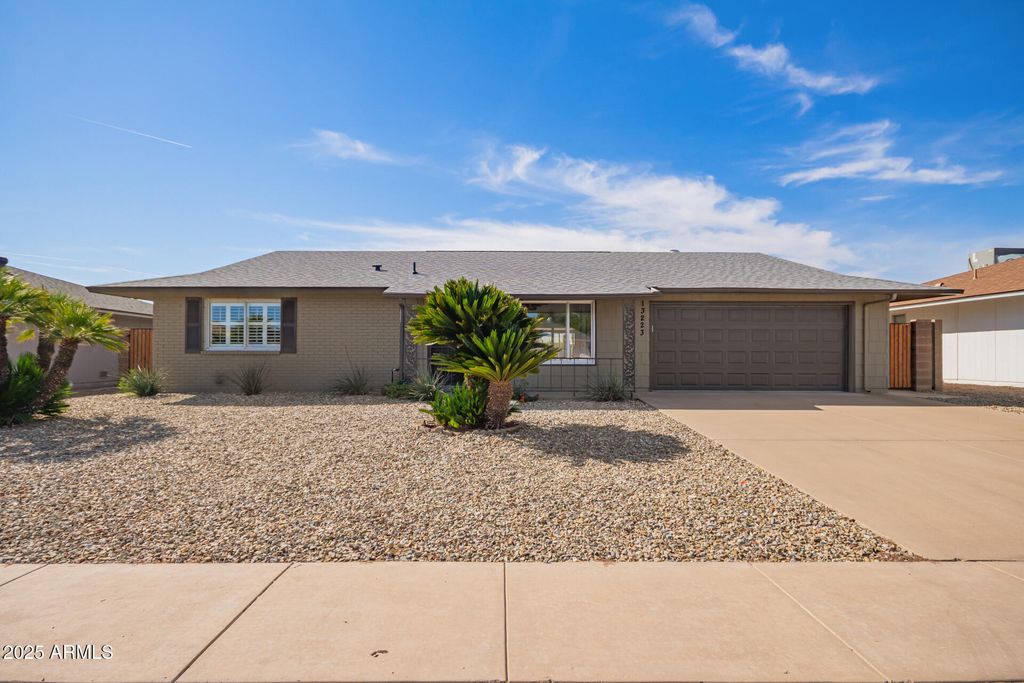13223 W BONANZA Drive, Sun City West, AZ 85375