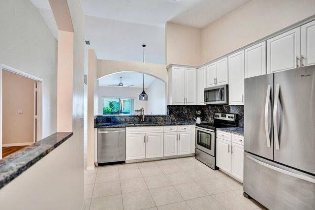 8375 Logia Circle, Boynton Beach, FL 33472