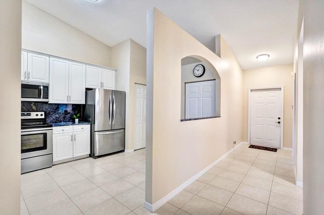 8375 Logia Circle, Boynton Beach, FL 33472