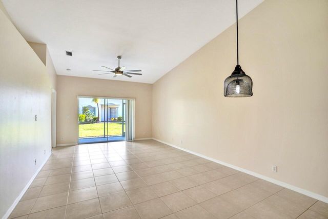 8375 Logia Circle, Boynton Beach, FL 33472