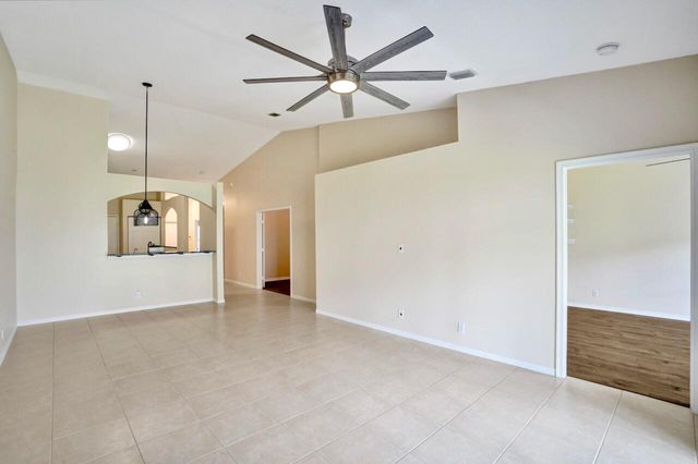 8375 Logia Circle, Boynton Beach, FL 33472