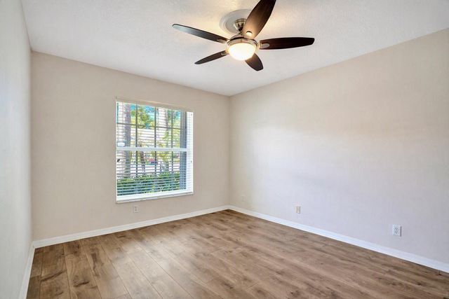 8375 Logia Circle, Boynton Beach, FL 33472