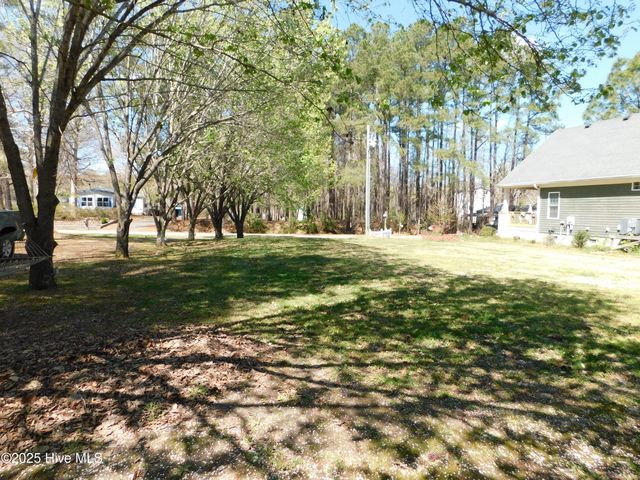 141 W Island Trail, Hertford, NC 27944