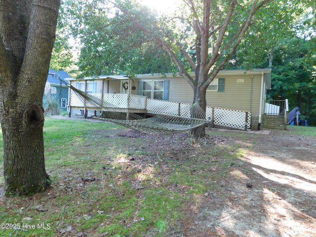 141 W Island Trail, Hertford, NC 27944