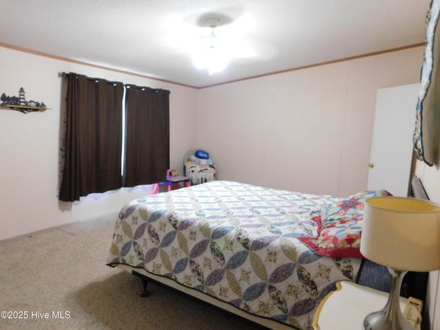 141 W Island Trail, Hertford, NC 27944