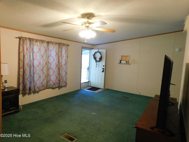141 W Island Trail, Hertford, NC 27944