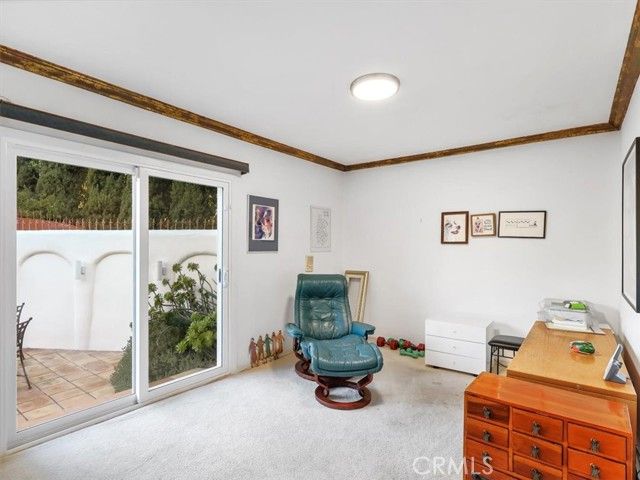 8238 Skyline Drive, Los Angeles, CA 90046