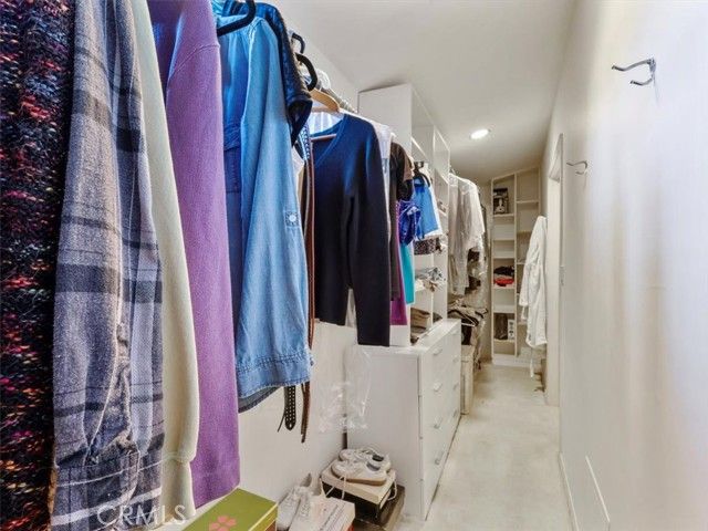 8238 Skyline Drive, Los Angeles, CA 90046