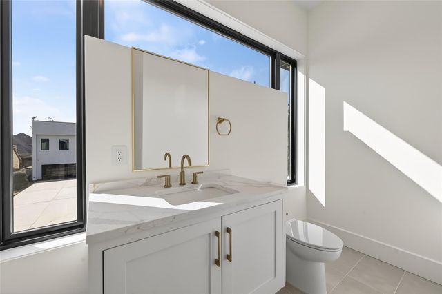 6534 Corbin Street, Houston, TX 77055