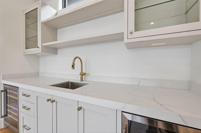 6534 Corbin Street, Houston, TX 77055