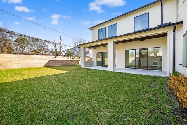 6534 Corbin Street, Houston, TX 77055