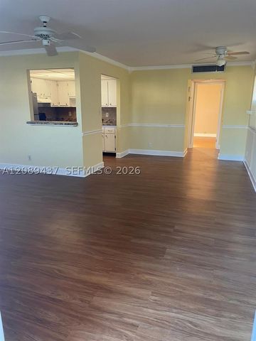 I Valencia I 214, Delray Beach, FL 33446