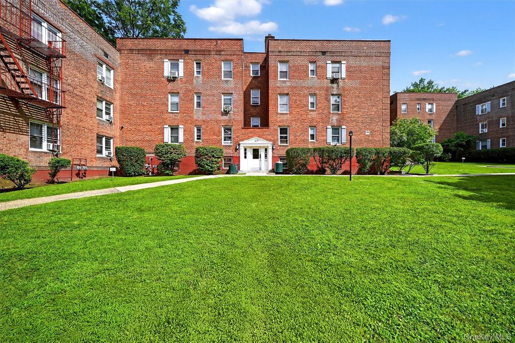 160 Ravine Avenue 1D, Yonkers, NY 10701