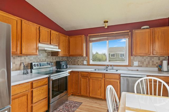3200 SE 22nd Court, Des Moines, IA 50320