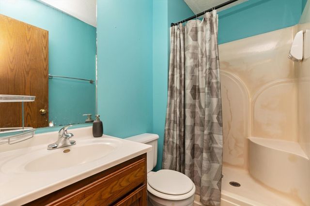 3200 SE 22nd Court, Des Moines, IA 50320