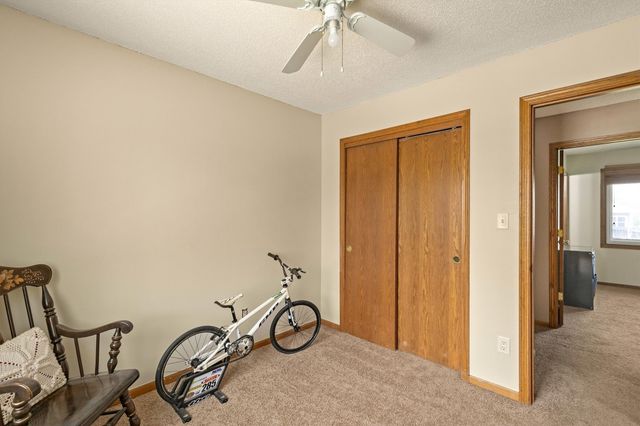 3200 SE 22nd Court, Des Moines, IA 50320