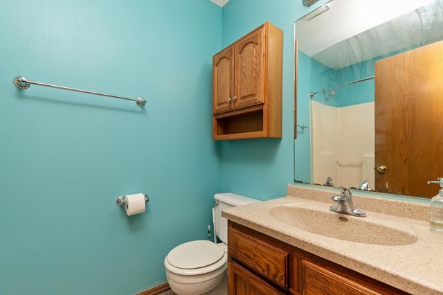 3200 SE 22nd Court, Des Moines, IA 50320