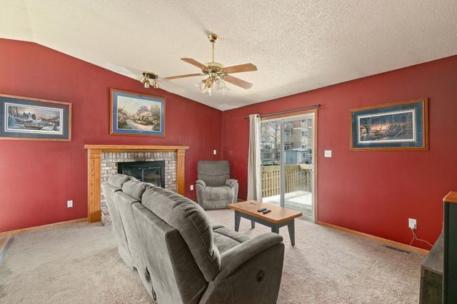 3200 SE 22nd Court, Des Moines, IA 50320