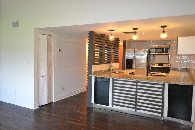 2585 COUNTRYSIDE BOULEVARD 4307, Clearwater, FL 33761