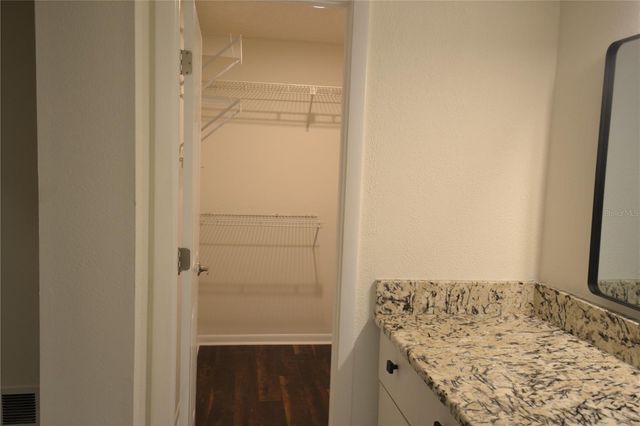 2585 COUNTRYSIDE BOULEVARD 4307, Clearwater, FL 33761