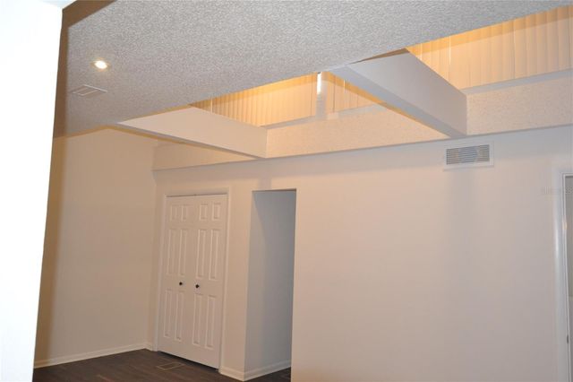 2585 COUNTRYSIDE BOULEVARD 4307, Clearwater, FL 33761