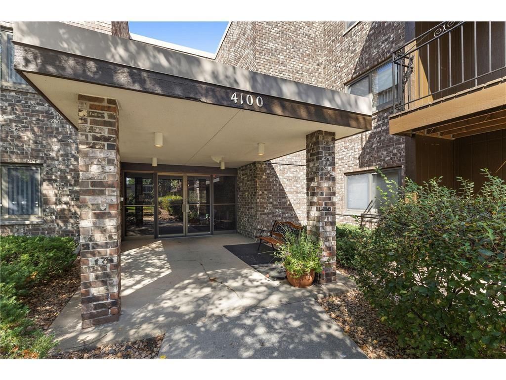 4100 Parklawn Avenue 318, Edina, MN 55435 — photo 5
