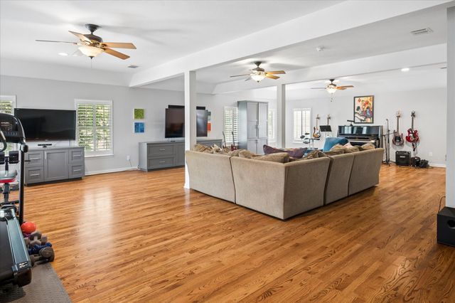 12034 Drujon Lane, Dallas, TX 75244