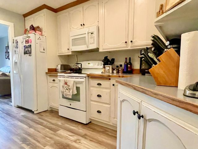 515 Clinton Rd, Jackson, CA 95642