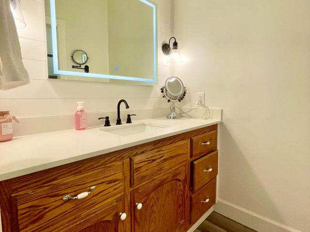 515 Clinton Rd, Jackson, CA 95642