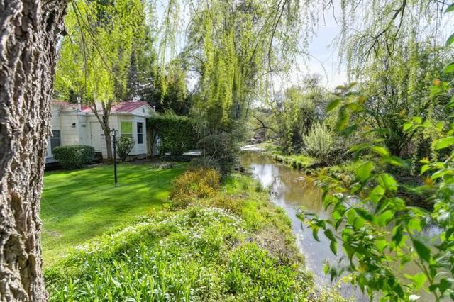 515 Clinton Rd, Jackson, CA 95642