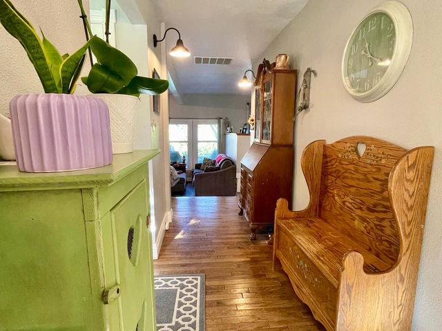 515 Clinton Rd, Jackson, CA 95642