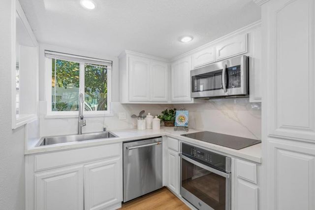 14225 Lora Drive 56, Los Gatos, CA 95032