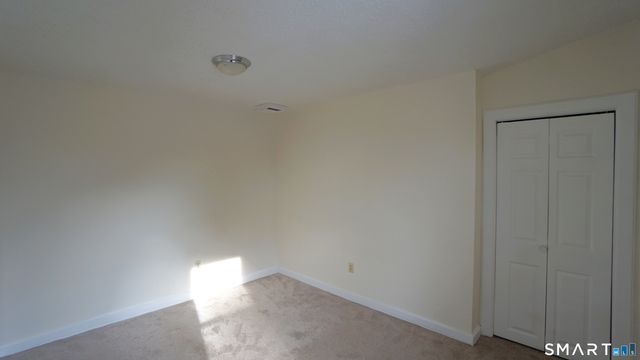 42 Woodbridge Street 42.5, Manchester, CT 06042