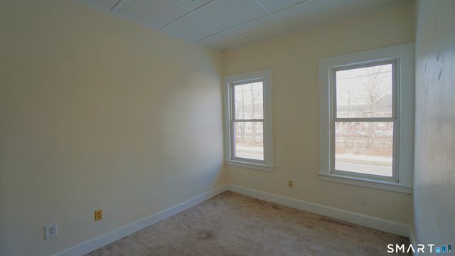 42 Woodbridge Street 42.5, Manchester, CT 06042