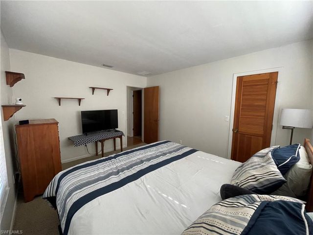 2748 44th ST SW, Naples, FL 34116